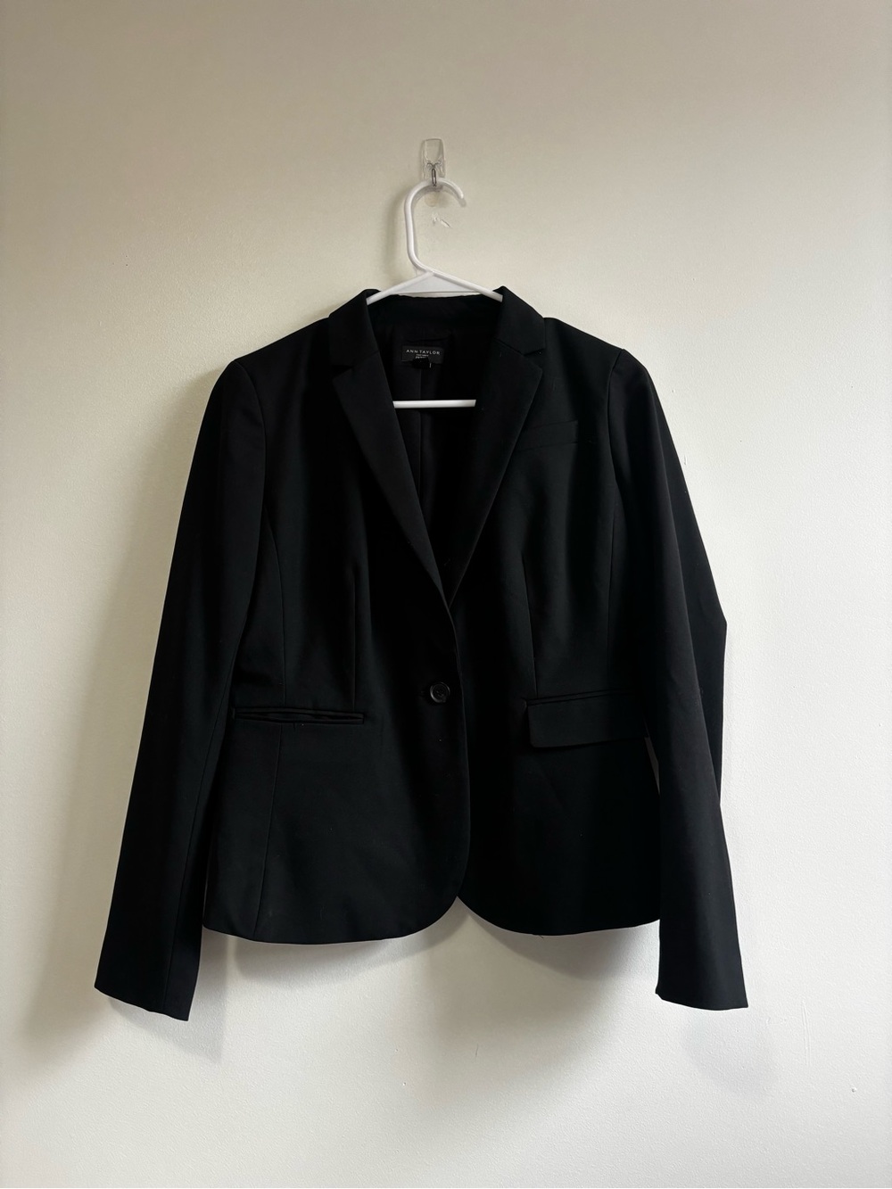 Ann Taylor Black Single-Button Blazer